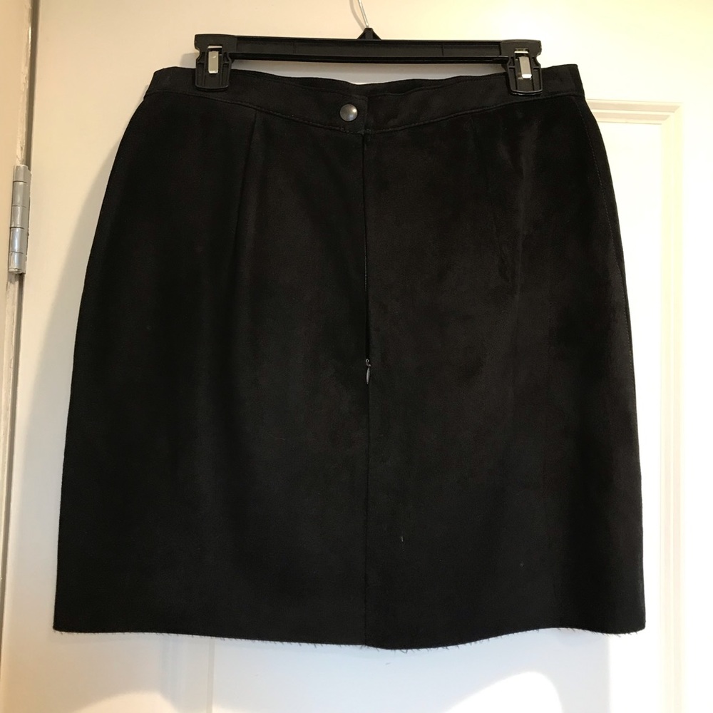 American Apparel Black Suede Mini Skirt - Picture 3 of 5